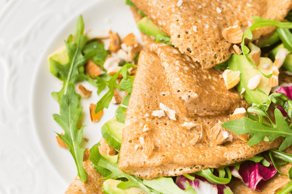 Crepes Saludables con Champiñones, Rúcula y Aguacate